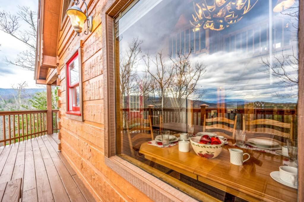 Over The Mountain - Smoky Mountain View Cabin Sevierville Eksteriør billede